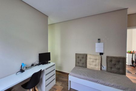 Casa de condomínio à venda com 350m², 4 quartos e 6 vagasQuarto 4 - Suíte