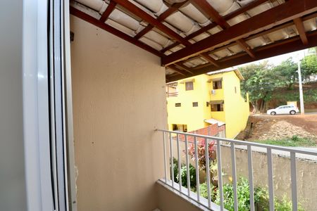 Apartamento para alugar com 75m², 3 quartos e 1 vaga Apartamento para alugar com 75m², 3 quartos e 1 vagaVaranda