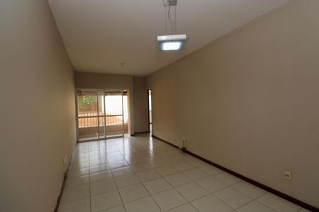 Apartamento para alugar com 75m², 3 quartos e 1 vaga Apartamento para alugar com 75m², 3 quartos e 1 vagaSala