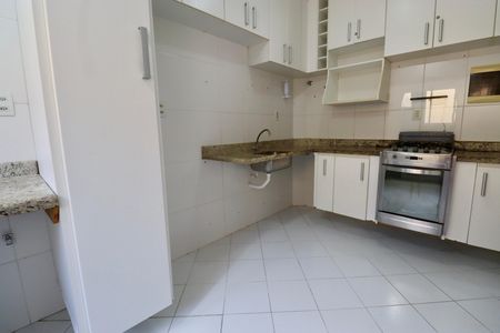 Apartamento para alugar com 75m², 3 quartos e 1 vaga Apartamento para alugar com 75m², 3 quartos e 1 vagaCozinha
