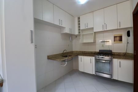 Apartamento para alugar com 75m², 3 quartos e 1 vaga Apartamento para alugar com 75m², 3 quartos e 1 vagaCozinha
