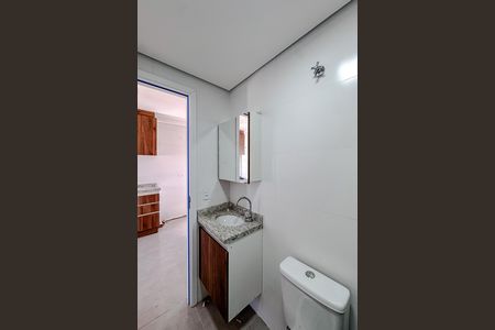 Apartamento para alugar com 36m², 2 quartos e sem vaga Apartamento para alugar com 36m², 2 quartos e sem vagaBanheiro