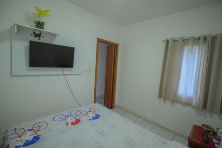 Casa à venda com 165m², 3 quartos e 2 vagas