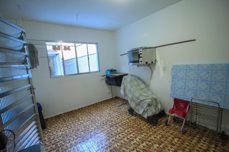Casa à venda com 165m², 3 quartos e 2 vagas