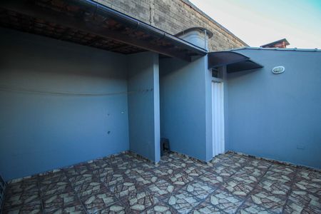 Casa à venda com 165m², 3 quartos e 2 vagas
