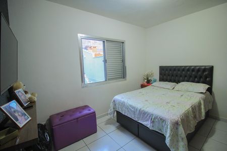 Casa à venda com 165m², 3 quartos e 2 vagas
