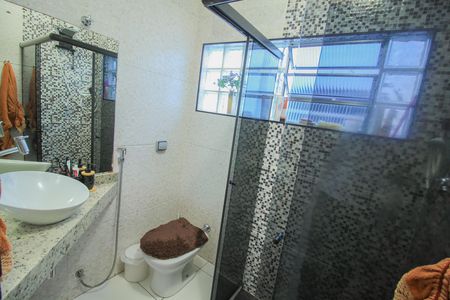 Casa à venda com 165m², 3 quartos e 2 vagas