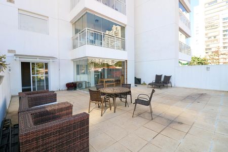 Apartamento à venda com 155m², 2 quartos e 2 vagas Apartamento à venda com 155m², 2 quartos e 2 vagasVaranda
