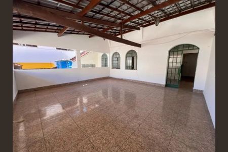 Área comum de casa para alugar com 4 quartos, 180m² em Cachoeirinha, Belo Horizonte