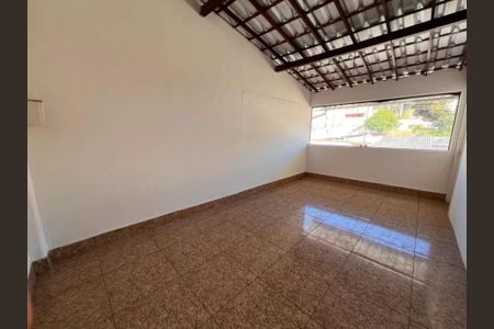 Casa para alugar com 180m², 4 quartos e 2 vagas Casa para alugar com 180m², 4 quartos e 2 vagasÁrea comum