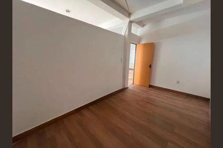Casa para alugar com 180m², 4 quartos e 2 vagas Casa para alugar com 180m², 4 quartos e 2 vagasQuarto 2