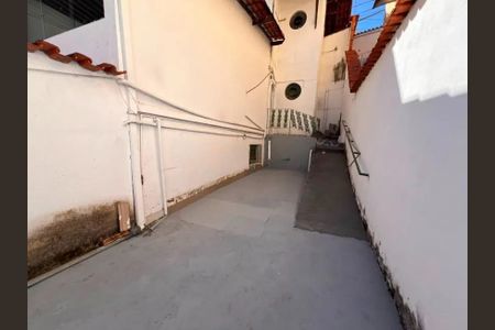 Área comum de casa para alugar com 4 quartos, 180m² em Cachoeirinha, Belo Horizonte