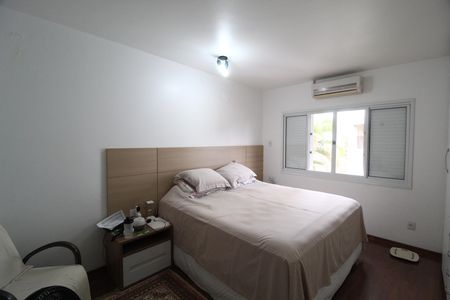 Casa para alugar com 600m², 5 quartos e 4 vagasQuarto 1 - Suíte