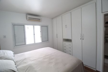 Casa para alugar com 600m², 5 quartos e 4 vagasQuarto 1 - Suíte