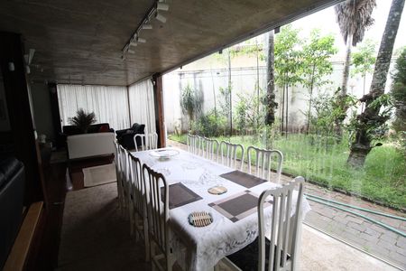 Casa para alugar com 600m², 5 quartos e 4 vagasVaranda