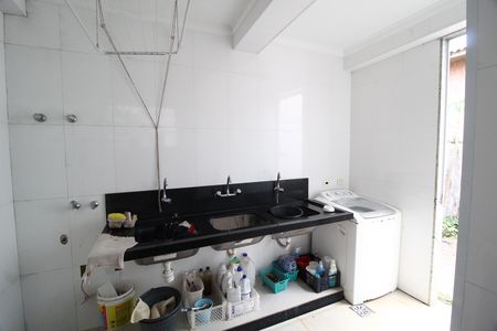 Casa para alugar com 600m², 5 quartos e 4 vagasÁrea de Serviço