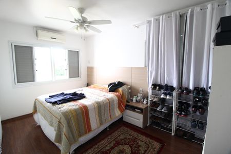 Casa para alugar com 600m², 5 quartos e 4 vagasQuarto 2 - Suíte