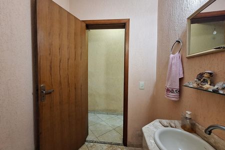 Lavabo de casa à venda com 3 quartos, 189m² em Parque Itrapoã, Santo André