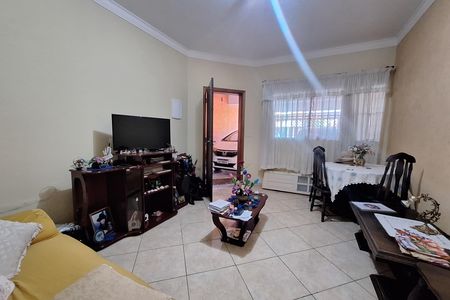 Sala  de casa à venda com 3 quartos, 189m² em Parque Itrapoã, Santo André