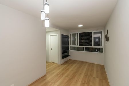 Apartamento para alugar com 57m², 2 quartos e 1 vaga Apartamento para alugar com 57m², 2 quartos e 1 vagaSala de Estar/Jantar