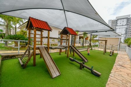 Apartamento para alugar com 57m², 2 quartos e 1 vaga Apartamento para alugar com 57m², 2 quartos e 1 vagaÁrea comum - Playground