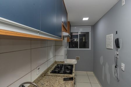 Apartamento para alugar com 57m², 2 quartos e 1 vaga Apartamento para alugar com 57m², 2 quartos e 1 vagaCozinha e Área de Serviço
