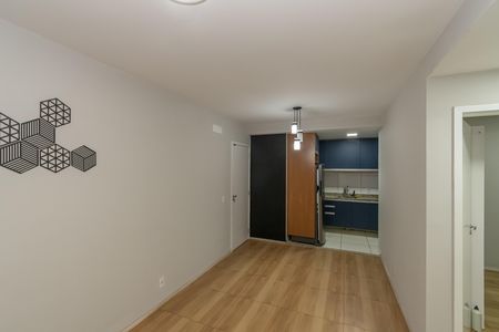 Apartamento para alugar com 57m², 2 quartos e 1 vaga Apartamento para alugar com 57m², 2 quartos e 1 vagaSala de Estar/Jantar