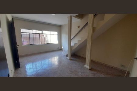 Casa à venda com 2 quartos, 136m² em Vila Sao Geraldo, São Paulo