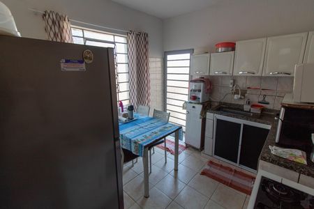 COZINHA de casa à venda com 2 quartos, 400m² em Jardim Chapadão, Campinas