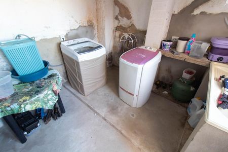 ÁREA DE SERVIÇO de casa à venda com 2 quartos, 400m² em Jardim Chapadão, Campinas