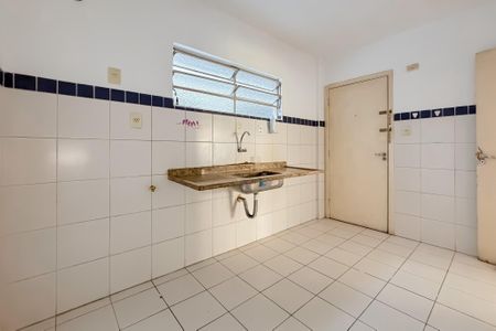 Apartamento à venda com 103m², 2 quartos e sem vaga Apartamento à venda com 103m², 2 quartos e sem vagaCozinha