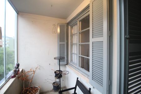 Apartamento à venda com 90m², 3 quartos e 2 vagasSacada