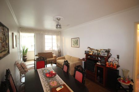 Apartamento à venda com 90m², 3 quartos e 2 vagasSala