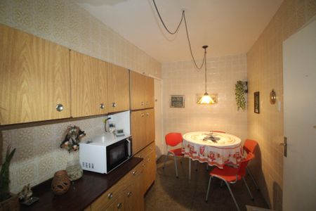 Apartamento à venda com 90m², 3 quartos e 2 vagasCozinha