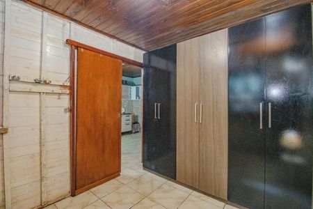 Casa à venda com 50m², 2 quartos e 3 vagas Casa à venda com 50m², 2 quartos e 3 vagasQuarto 1