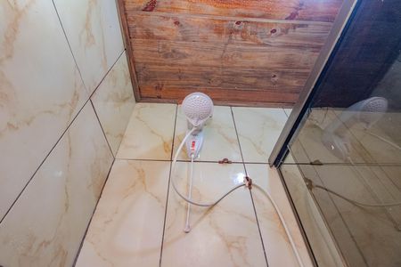 Casa à venda com 50m², 2 quartos e 3 vagas Casa à venda com 50m², 2 quartos e 3 vagasBanheiro