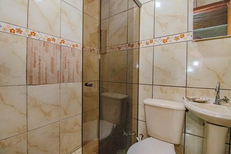 Casa à venda com 50m², 2 quartos e 3 vagas Casa à venda com 50m², 2 quartos e 3 vagasBanheiro