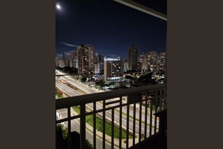 Apartamento à venda com 134m², 3 quartos e 3 vagas Apartamento à venda com 134m², 3 quartos e 3 vagasVista