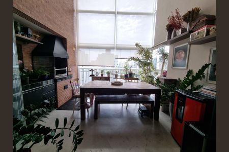 Apartamento à venda com 134m², 3 quartos e 3 vagas Apartamento à venda com 134m², 3 quartos e 3 vagasCozinha