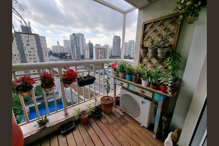 Apartamento à venda com 134m², 3 quartos e 3 vagas Apartamento à venda com 134m², 3 quartos e 3 vagasVaranda