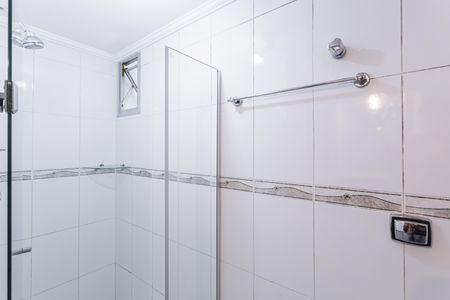 Banheiro Social de apartamento para alugar com 3 quartos, 101m² em Vila Uberabinha, São Paulo