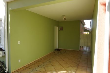 Casa de condomínio para alugar com 150m², 3 quartos e 3 vagasGaragem