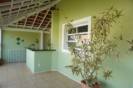 Casa de condomínio para alugar com 150m², 3 quartos e 3 vagasVaranda