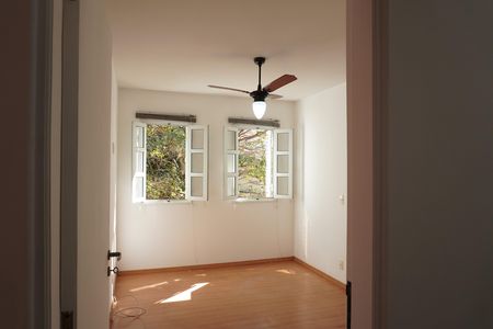Casa de condomínio para alugar com 150m², 3 quartos e 3 vagasQuarto 2