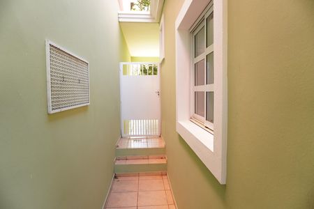 Casa de condomínio para alugar com 150m², 3 quartos e 3 vagasGaragem corredor
