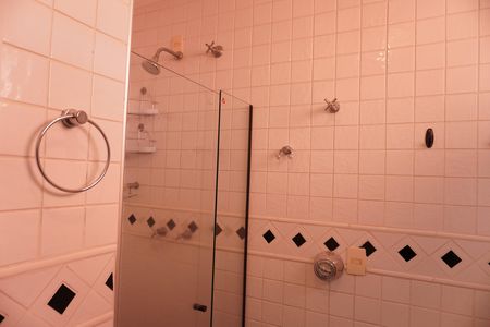 Casa de condomínio para alugar com 150m², 3 quartos e 3 vagasBanheiro 2