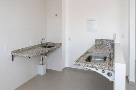 Cozinha de apartamento à venda com 1 quarto, 24m² em Nova Suíça, Belo Horizonte