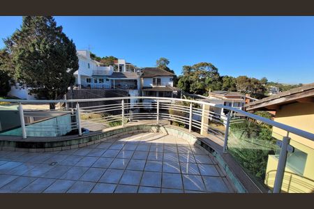 Casa de condomínio para alugar com 300m², 3 quartos e 4 vagas Casa de condomínio para alugar com 300m², 3 quartos e 4 vagasSala - Sacada