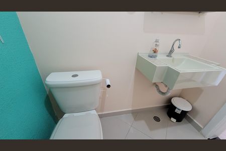 Casa de condomínio para alugar com 300m², 3 quartos e 4 vagas Casa de condomínio para alugar com 300m², 3 quartos e 4 vagasLavabo