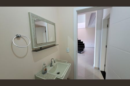 Casa de condomínio para alugar com 300m², 3 quartos e 4 vagas Casa de condomínio para alugar com 300m², 3 quartos e 4 vagasLavabo